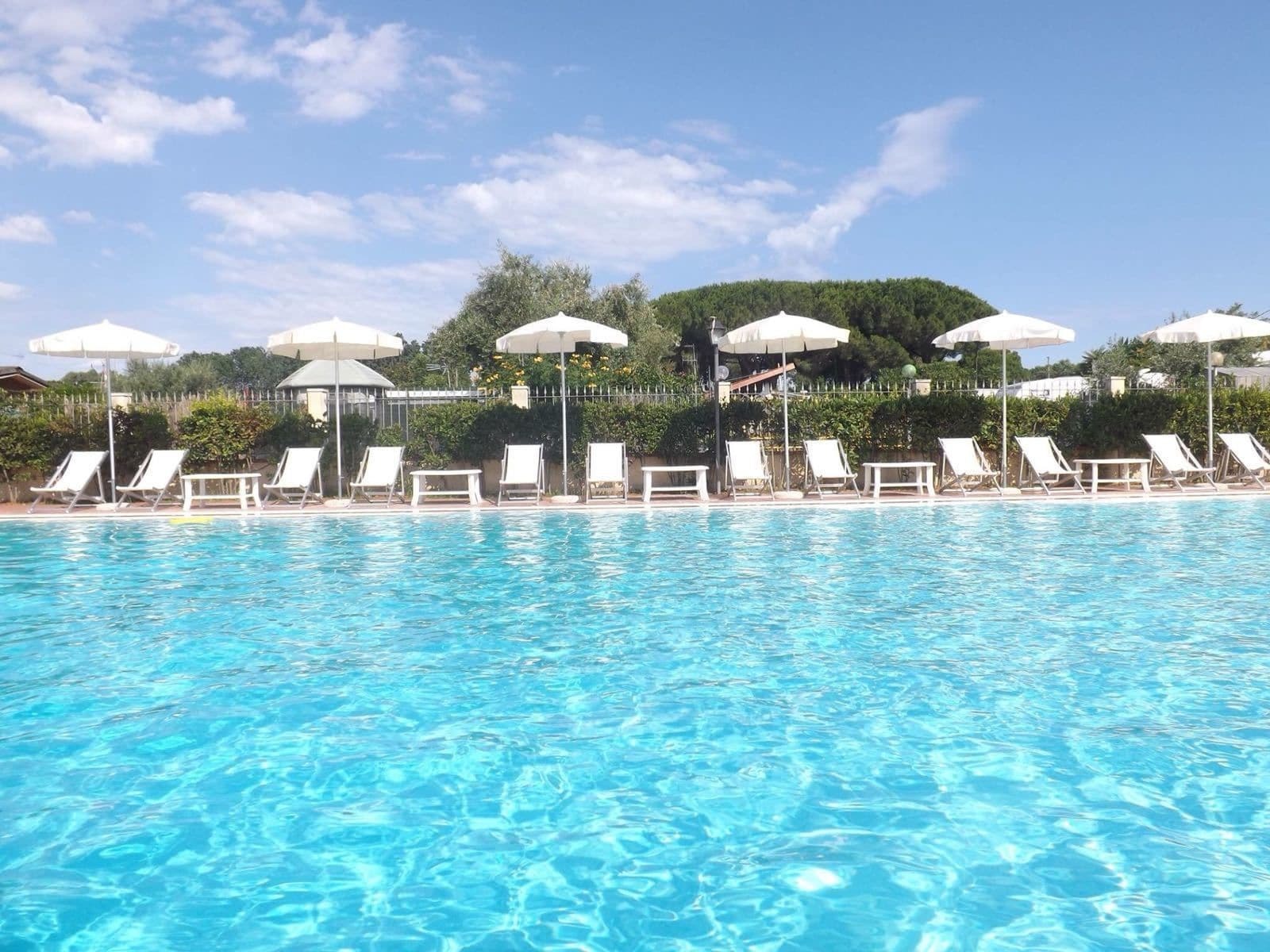 Hotel Ristorante Al Canto Delle Sirene テッラチーナ エクステリア 写真